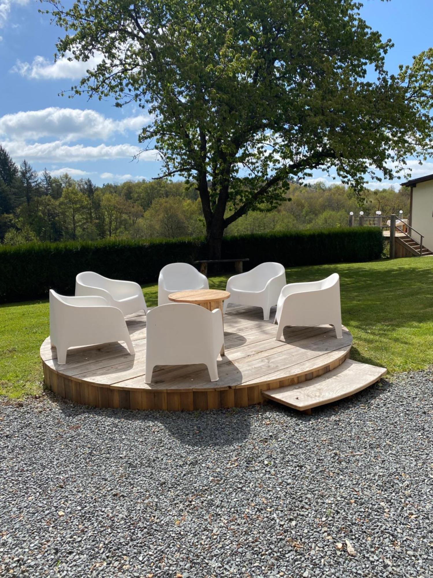 Veyrinas 43 Bed and Breakfast Saint-Yrieix-la-Perche Eksteriør billede